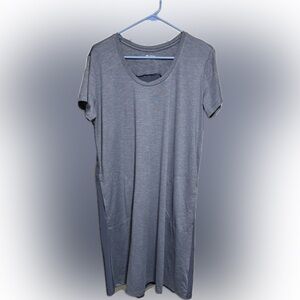 Columbia Short Sleeved Dress Size Medium